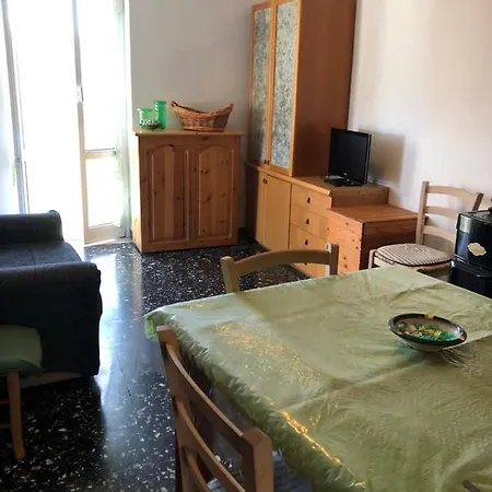 Appartement Bilocale Mirella Carro